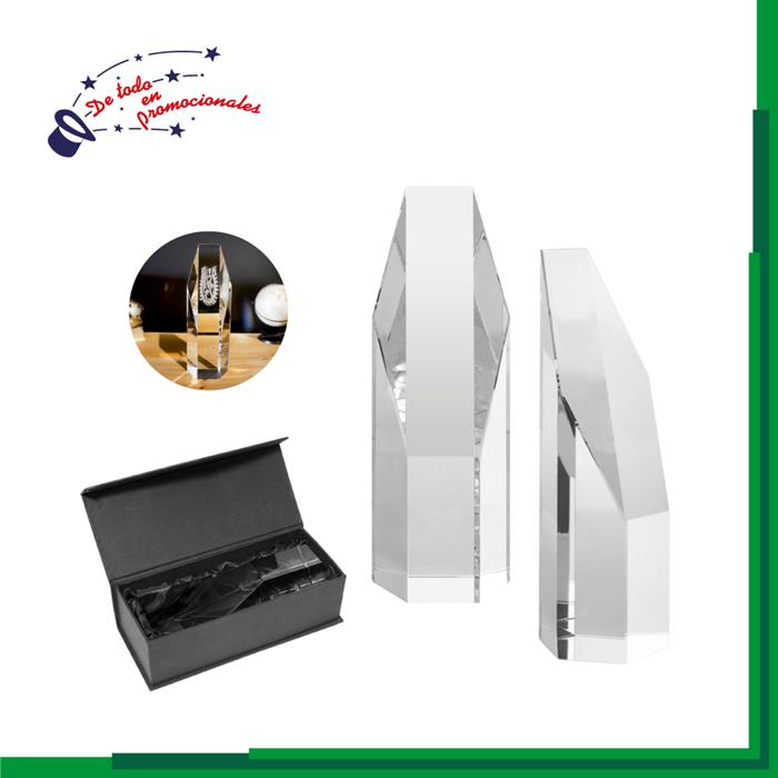 Trofeo de Cristal Diagonal en Forma de Prisma 3D Modelo A-T531